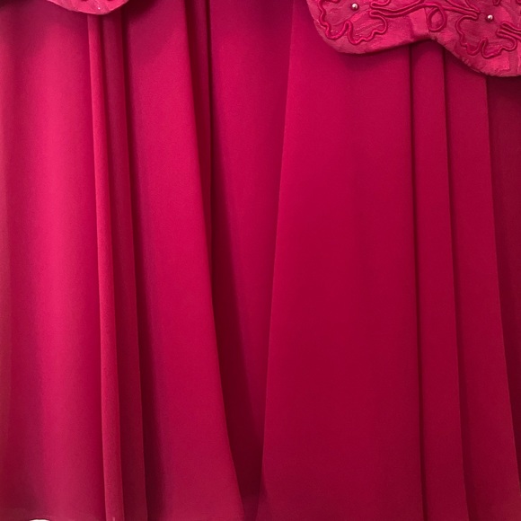 Mother of the bride dress - Picture 3 of 5